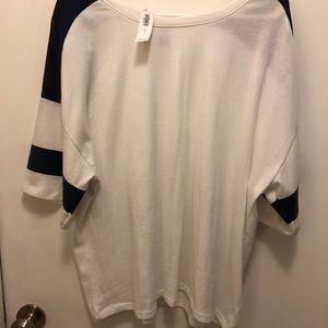 Old Navy White and Navy T-Shirt